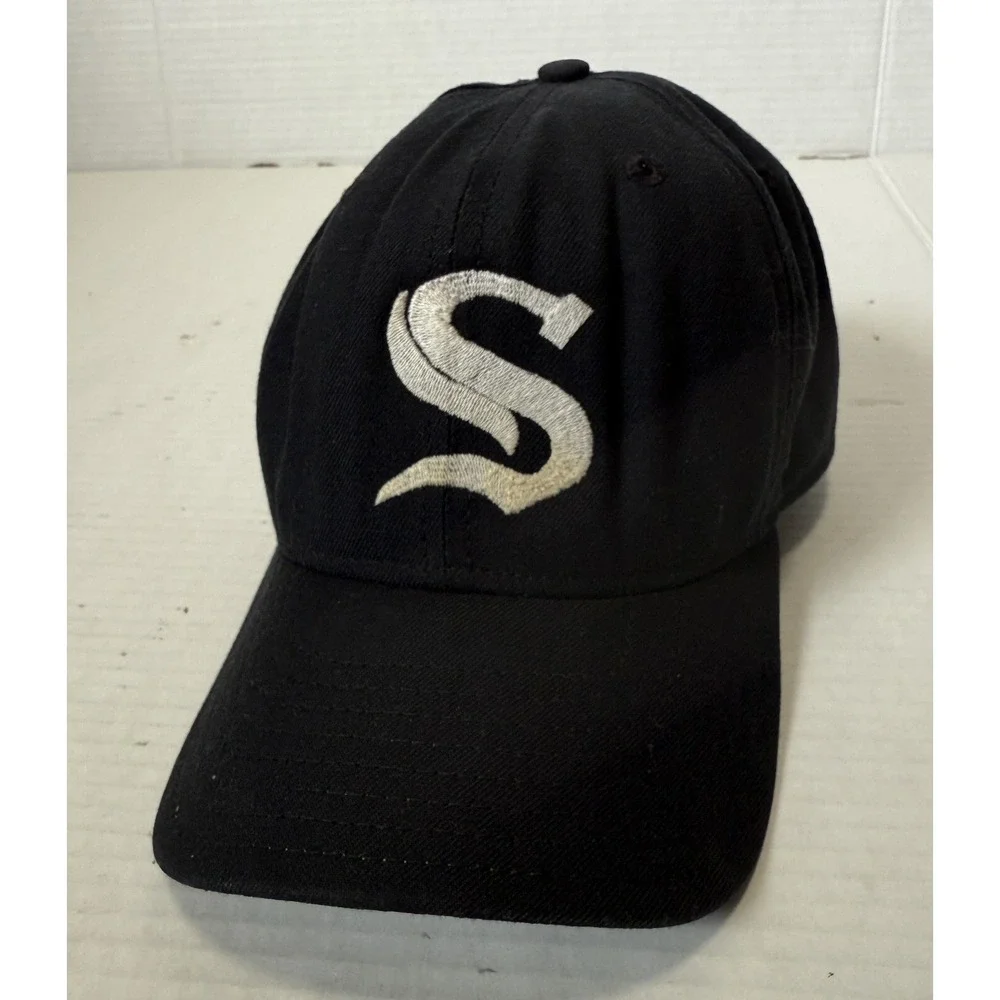 CHICAGO WHITE SOX - New Era Pro Model Mad in USA Baseball Cap Hat -‎ Size 7 1/4